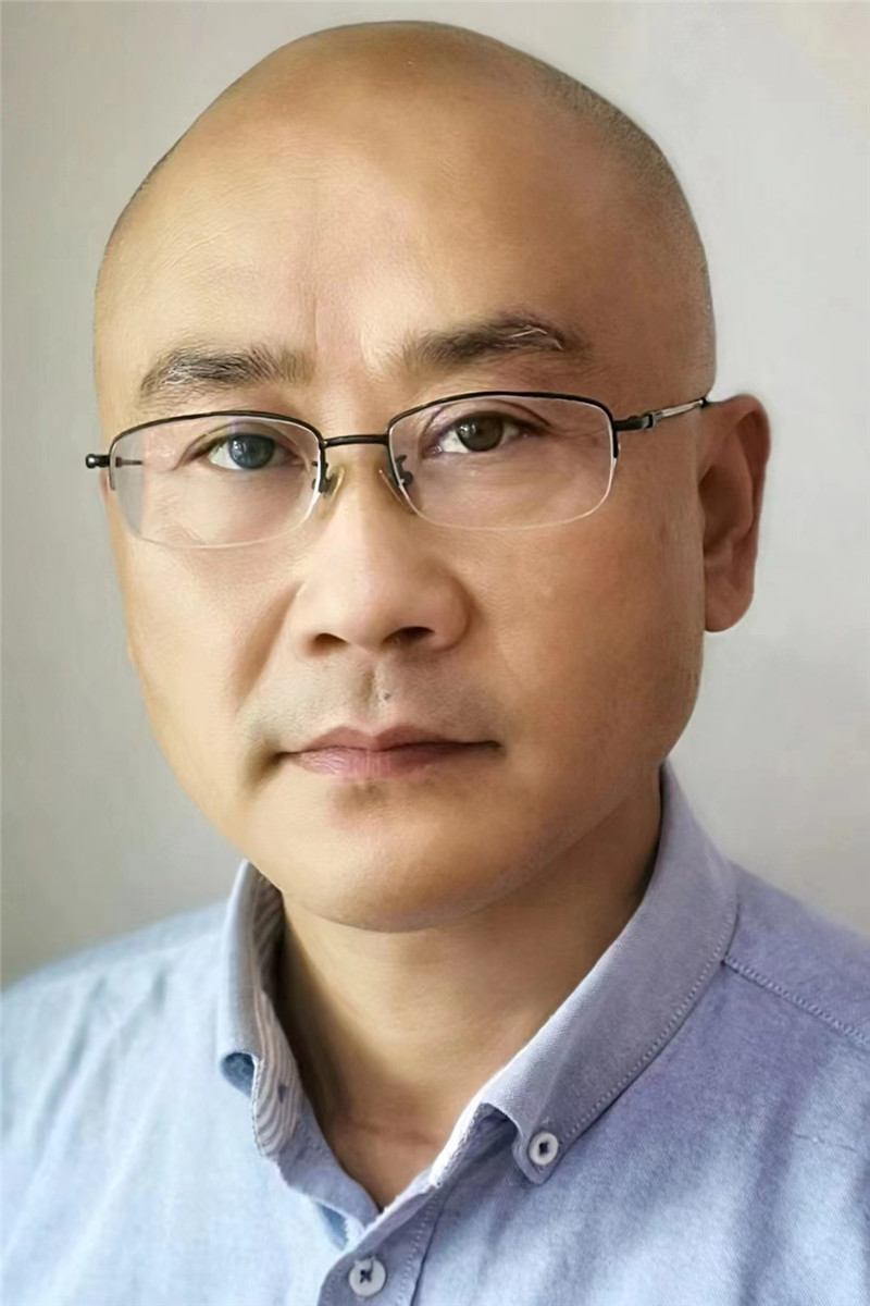 邸衛東.jpg