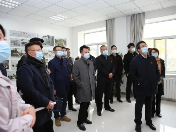 甘肅演藝集團黨委書記、董事長陳其銀一行赴甘肅日報報業集團觀摩黨建工作