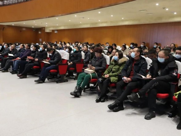 甘肅省隴劇院黨總支組織開展“深入學(xué)習(xí)貫徹黨的十九屆五中全會精神”專題講座并再次展開研討交流