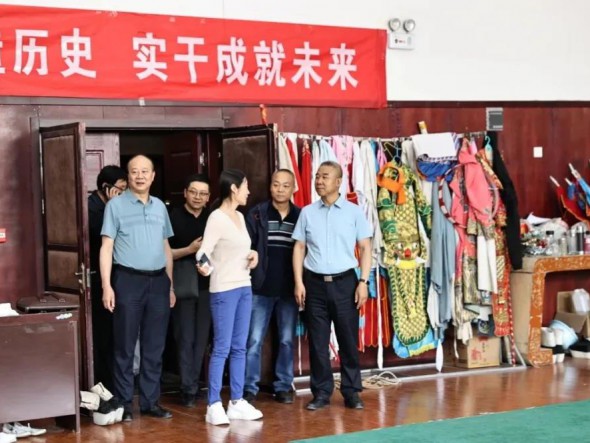 省委宣傳部副部長王國強(qiáng)一行赴甘肅演藝集團(tuán)秦腔藝術(shù)劇院聯(lián)系慰問專家
