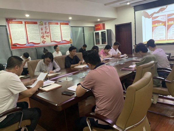 甘肅秦腔藝術(shù)劇院開展學(xué)習(xí)貫徹省第十四次黨代會(huì)精神專題黨課活動(dòng)