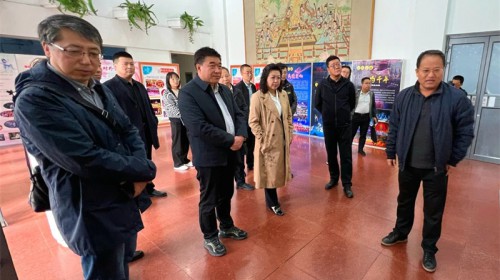 青海省文化和旅游廳一行到甘肅演藝集團歌舞劇院進行調研